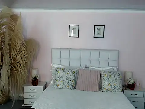 samantha bliss online show from October 30, 2025, 11:55 am