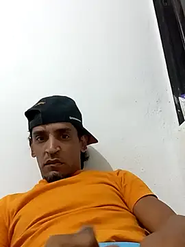 guevuuu online show from February 16, 2026, 12:51 am