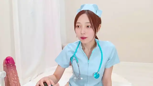 Sayu x05 online show from November 14, 2025, 2:38 pm