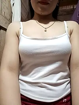 LucyyLy online show from March 8, 2026, 3:21 am