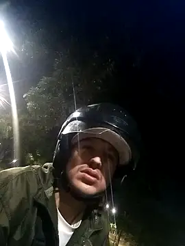 Snapshot of DebutingPathway chatting on February 11, 2026, 9:25 am DebutingPathway online show from February 11, 2026, 9:25 am