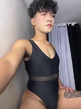 sissielil online show from October 25, 2025, 1:40 pm