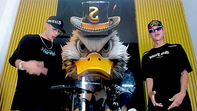 Snapshot of Dante_Brown1_ chatting on October 14, 2025, 9:04 pm Dante Brown1 online show from October 14, 2025, 9:04 pm