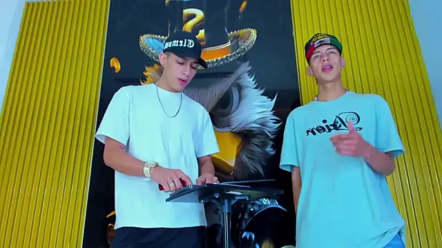 Snapshot of Dante_Brown1_ chatting on October 18, 2025, 9:26 pm Dante Brown1 online show from October 18, 2025, 9:26 pm