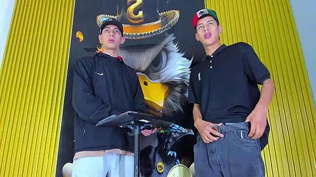 Snapshot of Dante_Brown1_ chatting on October 22, 2025, 8:41 pm Dante Brown1 online show from October 22, 2025, 8:41 pm