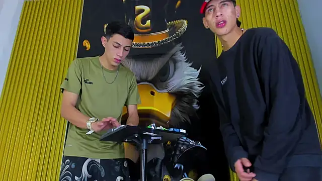 Snapshot of Dante_Brown1_ chatting on October 23, 2025, 8:51 pm Dante Brown1 online show from October 23, 2025, 8:51 pm