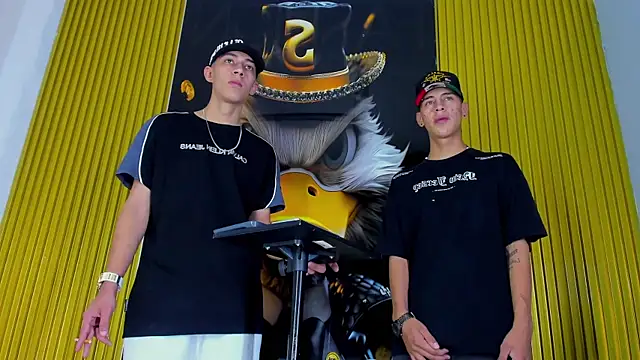 Snapshot of Dante_Brown1_ chatting on October 29, 2025, 9:49 pm Dante Brown1 online show from October 29, 2025, 9:49 pm