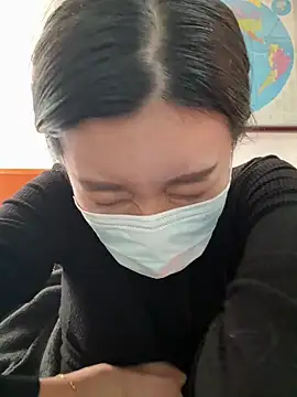 Lulu125216 online show from November 13, 2025, 5:17 am