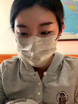 Lulu125216 online show from November 25, 2025, 4:34 am