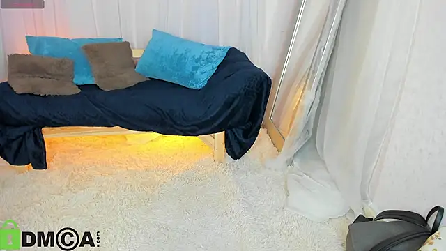 Belle Wa1ker online show from November 3, 2025, 1:08 am