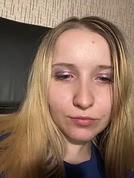 Snapshot of Milana_Key chatting on September 14, 2025, 12:32 am Milana Key online show from September 14, 2025, 12:32 am