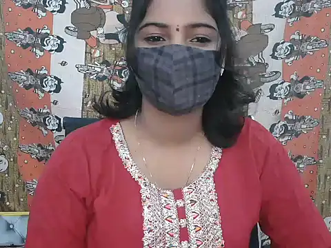 Snapshot of Hott_Noor chatting on October 13, 2025, 5:35 pm Hott Noor online show from October 13, 2025, 5:35 pm