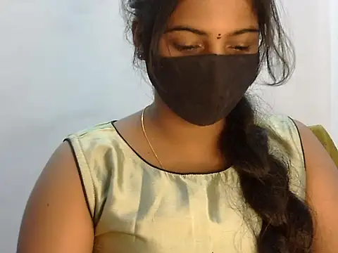 Hott Noor online show from October 26, 2025, 2:56 pm
