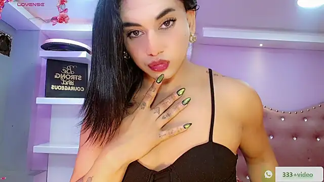 Valeria Swett  online show from October 1, 2025, 7:31 pm