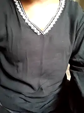 Snapshot of pari_300 chatting on September 27, 2025, 11:26 am pari 300 online show from September 27, 2025, 11:26 am