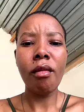 Pretty Beauty online show from November 2, 2025, 11:01 am