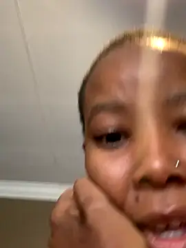 Pretty Beauty online show from November 18, 2025, 8:52 am