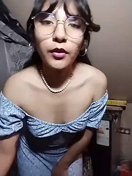 Regina Shine online show from August 4, 2026, 2:37 am