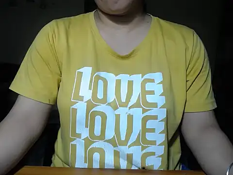 Snapshot of rekha_09 chatting on October 30, 2025, 11:00 am rekha 09 online show from October 30, 2025, 11:00 am