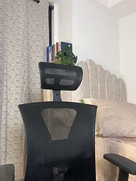 Snapshot of Sara-Evans chatting on October 21, 2025, 12:33 am Sara-Evans online show from October 21, 2025, 12:33 am