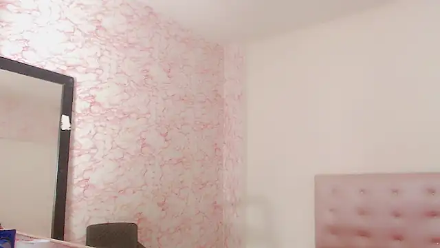 merlinacandy online show from October 12, 2025, 6:45 am