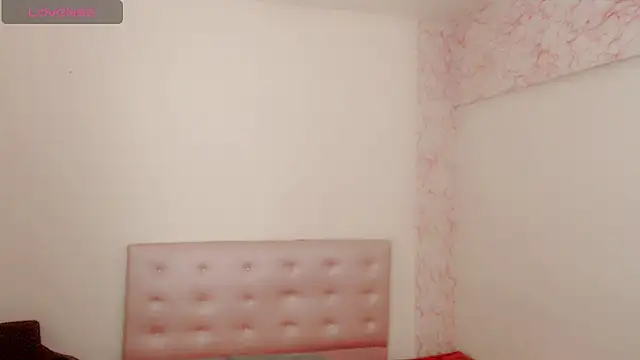 merlinacandy online show from October 17, 2025, 10:40 am