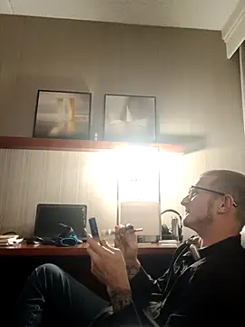 WWGD69 online show from October 5, 2025, 12:47 pm