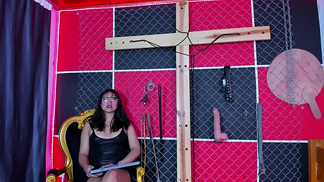 Snapshot of Mr_Alejandra_bdsm chatting on October 13, 2025, 7:36 pm Mr Alejandra bdsm online show from October 13, 2025, 7:36 pm