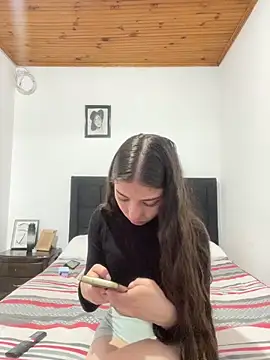 coupledesire18 online show from November 14, 2025, 5:55 pm