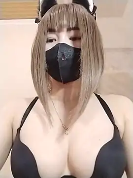 Helen69x online show from April 28, 2026, 3:28 pm