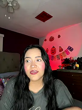 MyHoneyFrida online show from October 27, 2025, 4:05 am