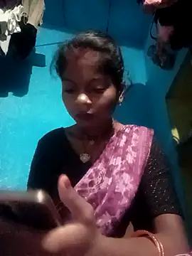 Snapshot of Hema4545 chatting on September 27, 2025, 9:20 pm Hema4545 online show from September 27, 2025, 9:20 pm