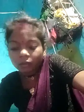 Snapshot of Hema4545 chatting on October 7, 2025, 7:00 pm Hema4545 online show from October 7, 2025, 7:00 pm