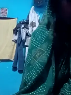 Snapshot of Hema4545 chatting on October 28, 2025, 7:56 am Hema4545 online show from October 28, 2025, 7:56 am