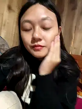 mai-xinh online show from November 1, 2025, 12:45 am