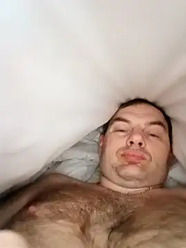 SummerArthur online show from April 9, 2026, 10:37 pm