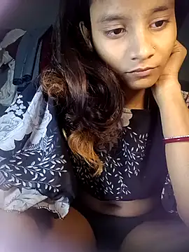 Hot Mayra  online show from November 30, 2025, 6:45 pm