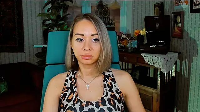 Snapshot of MilenaMulins chatting on September 9, 2025, 9:42 am MilenaMulins online show from September 9, 2025, 9:42 am