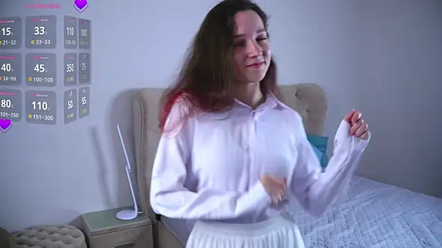 Snapshot of RolandaFolkes chatting on September 29, 2025, 4:28 am RolandaFolkes online show from September 29, 2025, 4:28 am