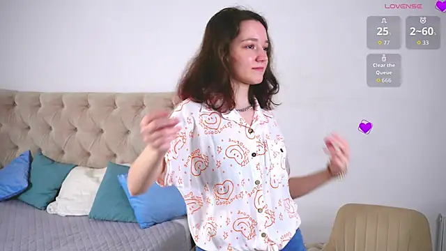 Snapshot of RolandaFolkes chatting on October 13, 2025, 4:45 am RolandaFolkes online show from October 13, 2025, 4:45 am