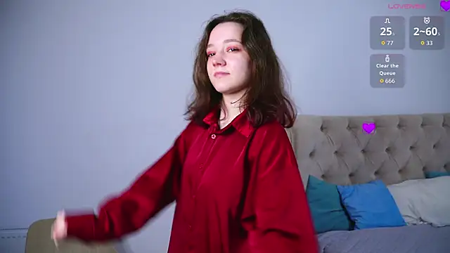 Snapshot of RolandaFolkes chatting on October 20, 2025, 4:35 am RolandaFolkes online show from October 20, 2025, 4:35 am