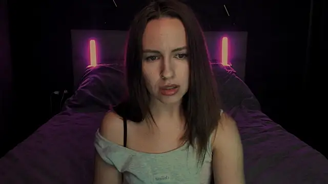 North baby online show from October 9, 2025, 8:40 pm