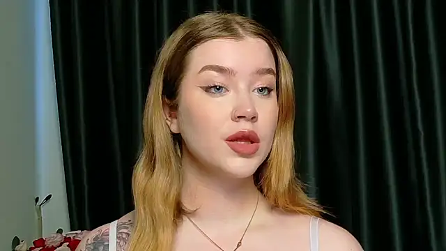 Snapshot of Rebecca_Lace chatting on October 4, 2025, 1:03 am Rebecca Lace online show from October 4, 2025, 1:03 am