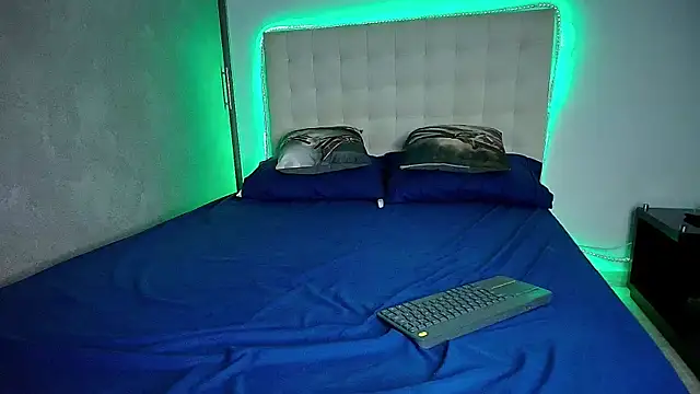 DionKnox online show from November 8, 2025, 6:46 am