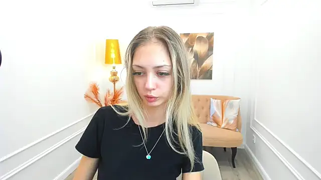 EmilyGraydis online show from July 5, 2026, 7:54 pm