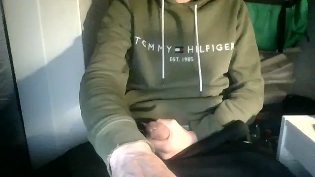 juju78jujuu online show from October 18, 2025, 5:43 am