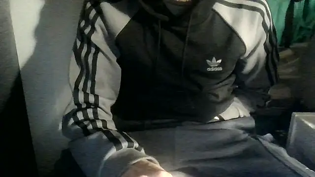 juju78jujuu online show from October 31, 2025, 4:35 am