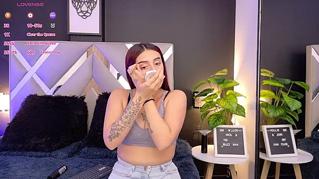 Snapshot of Miia_bunny chatting on September 30, 2025, 8:14 pm Miia bunny online show from September 30, 2025, 8:14 pm