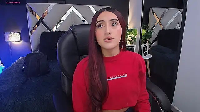 Snapshot of Miia_bunny chatting on November 5, 2025, 8:20 pm Miia bunny online show from November 5, 2025, 8:20 pm