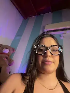 alilith online show from February 11, 2026, 7:41 pm